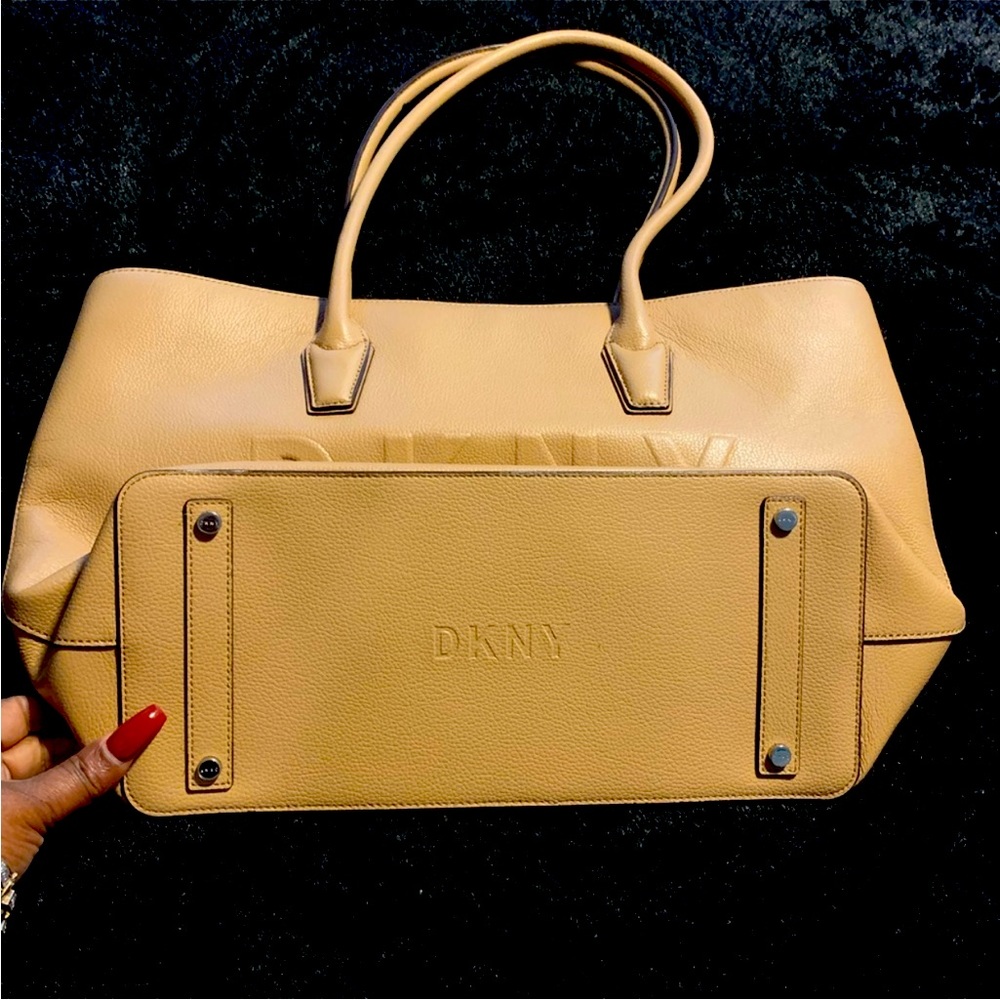 DKNY HUTTON  BEIGE WOMEN TOTE (SOLD!!!) - Picture 6 of 8